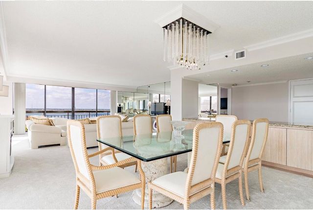 4100 N Ocean Drive 1704, Singer Island, FL 33404