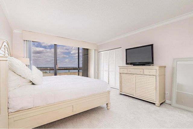 4100 N Ocean Drive 1704, Singer Island, FL 33404