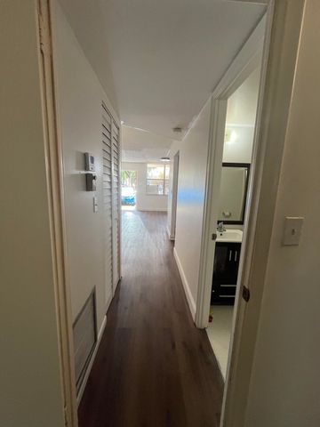 9141 Sunrise Lakes Boulevard 115, Sunrise, FL 33322