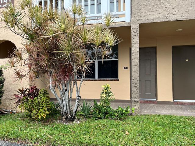 9141 Sunrise Lakes Boulevard 115, Sunrise, FL 33322
