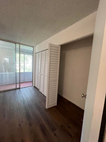 9141 Sunrise Lakes Boulevard 115, Sunrise, FL 33322