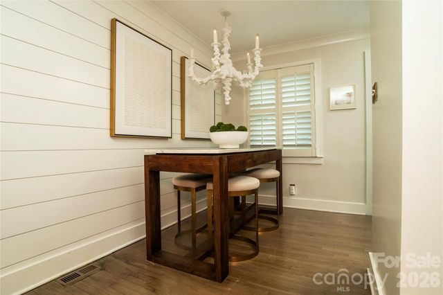 1972 Lynnwood Drive, Charlotte, NC 28209