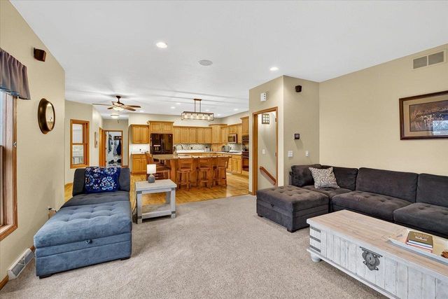N9181 Cardinal Crest Lane, New Glarus, WI 53574