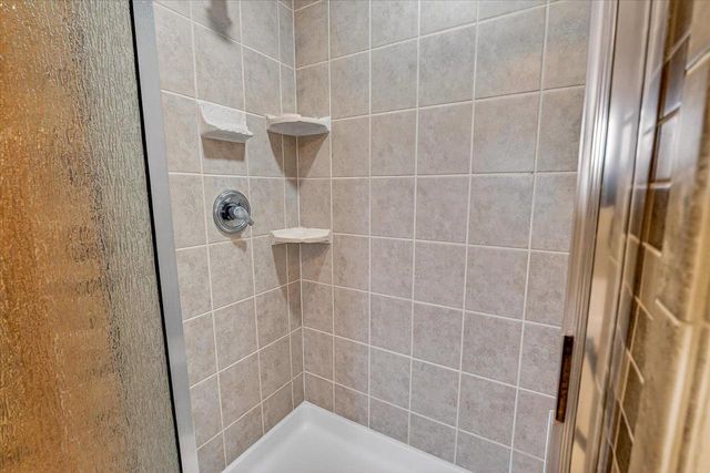 N9181 Cardinal Crest Lane, New Glarus, WI 53574