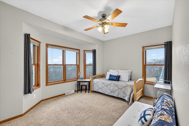 N9181 Cardinal Crest Lane, New Glarus, WI 53574