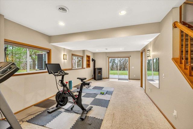 N9181 Cardinal Crest Lane, New Glarus, WI 53574