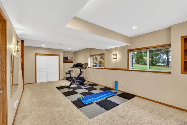 N9181 Cardinal Crest Lane, New Glarus, WI 53574