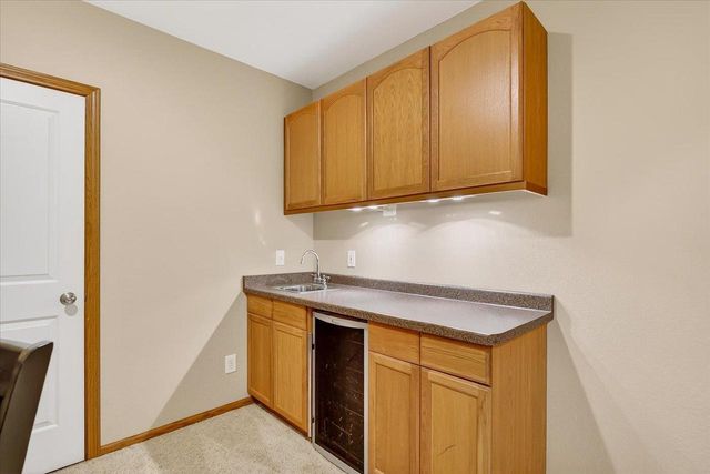 N9181 Cardinal Crest Lane, New Glarus, WI 53574