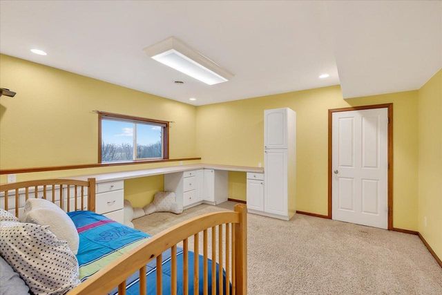 N9181 Cardinal Crest Lane, New Glarus, WI 53574