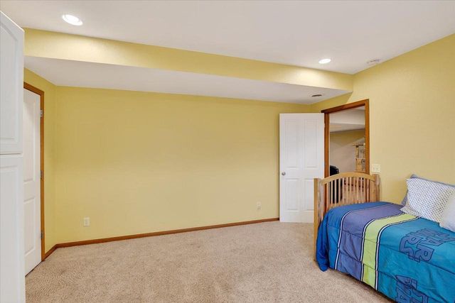 N9181 Cardinal Crest Lane, New Glarus, WI 53574