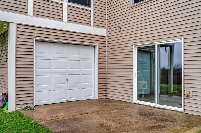 N9181 Cardinal Crest Lane, New Glarus, WI 53574