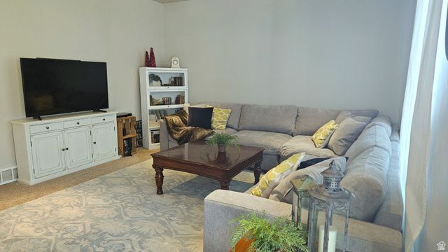 828 W VALLEY VIEW WAY, Lehi, UT 84048