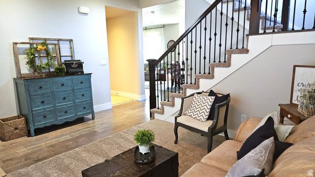 828 W VALLEY VIEW WAY, Lehi, UT 84048