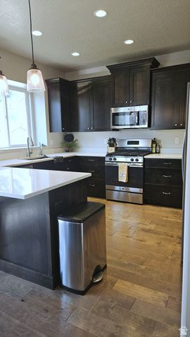 828 W VALLEY VIEW WAY, Lehi, UT 84048