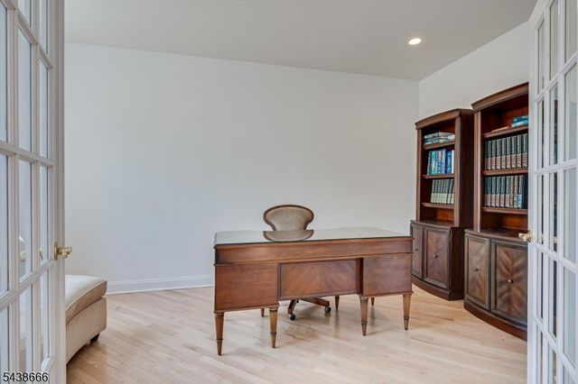 21 Courtside Ln, South Brunswick Twp., NJ 08540