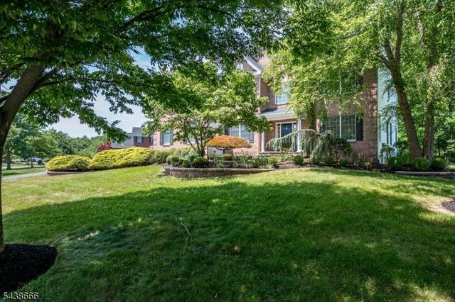21 Courtside Ln, South Brunswick Twp., NJ 08540