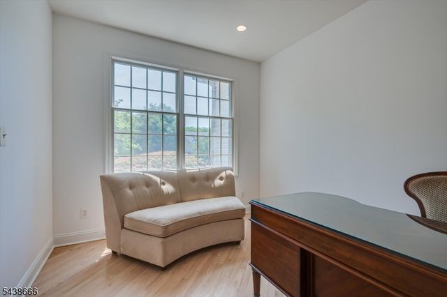 21 Courtside Ln, South Brunswick Twp., NJ 08540