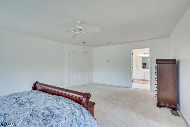 21 Courtside Ln, South Brunswick Twp., NJ 08540
