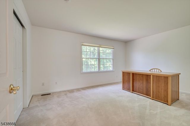 21 Courtside Ln, South Brunswick Twp., NJ 08540