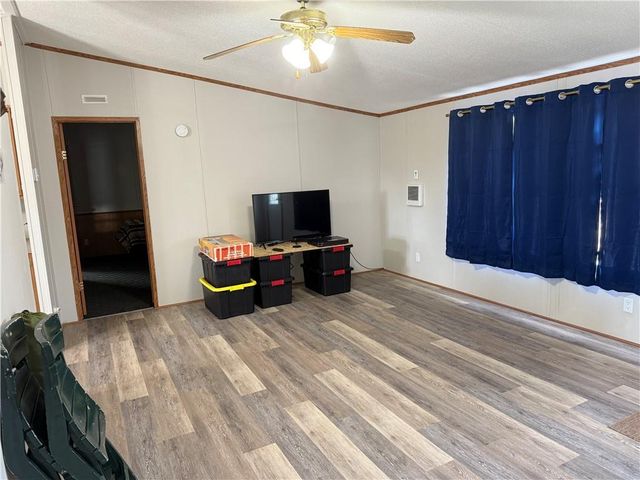 600 S Seventh Street, Deepwater, MO 64740