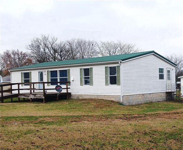 600 S Seventh Street, Deepwater, MO 64740
