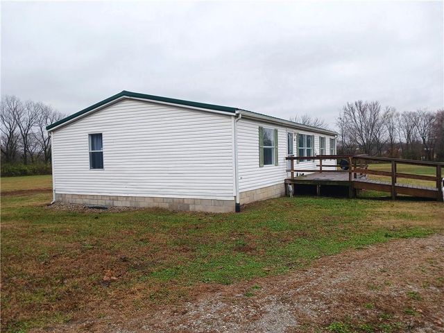 600 S Seventh Street, Deepwater, MO 64740