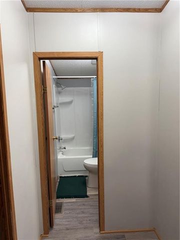 600 S Seventh Street, Deepwater, MO 64740