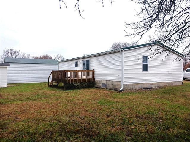 600 S Seventh Street, Deepwater, MO 64740