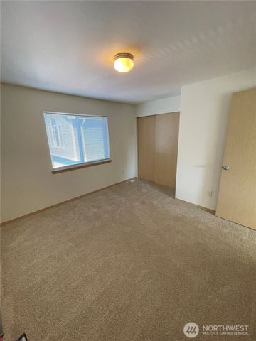 3909 152nd Place SE, Bothell, WA 98012