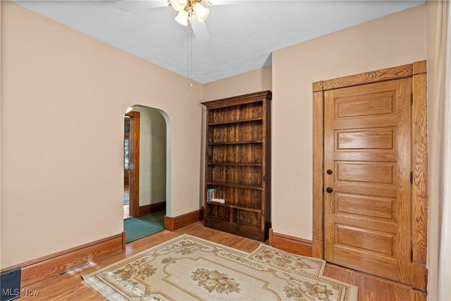 1011 Parriott Avenue, Moundsville, WV 26041