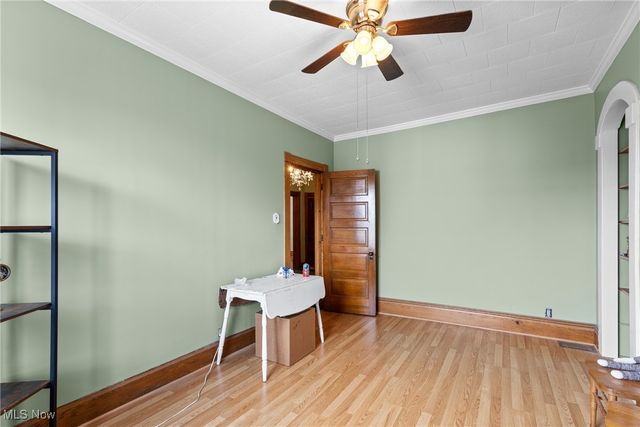 1011 Parriott Avenue, Moundsville, WV 26041