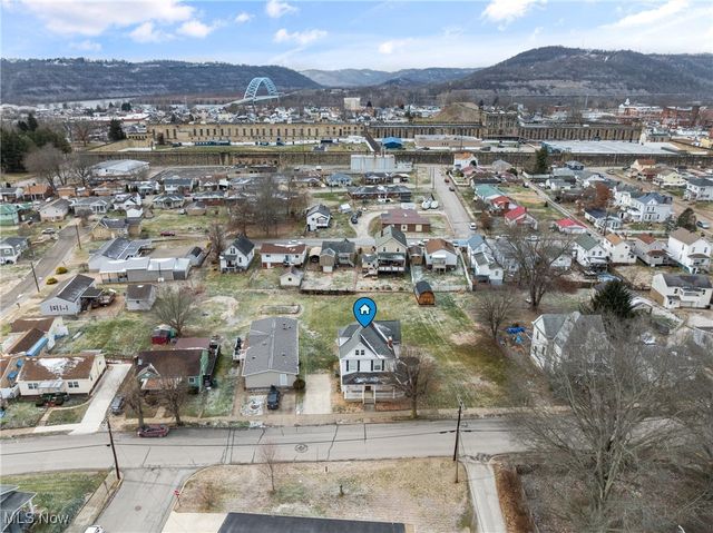 1011 Parriott Avenue, Moundsville, WV 26041