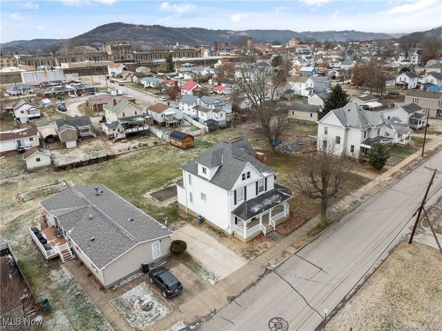 1011 Parriott Avenue, Moundsville, WV 26041
