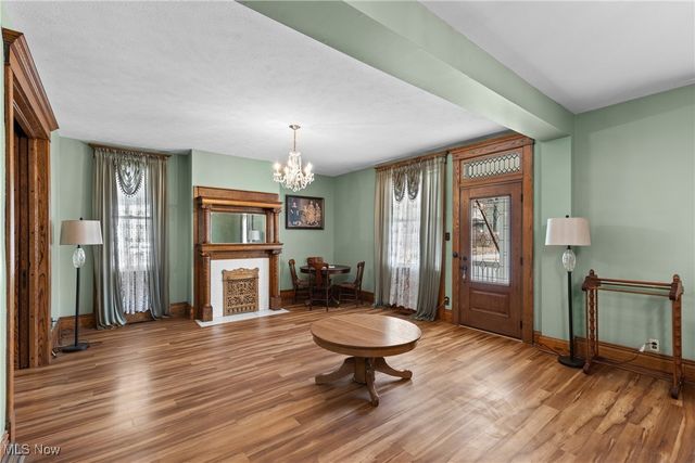 1011 Parriott Avenue, Moundsville, WV 26041
