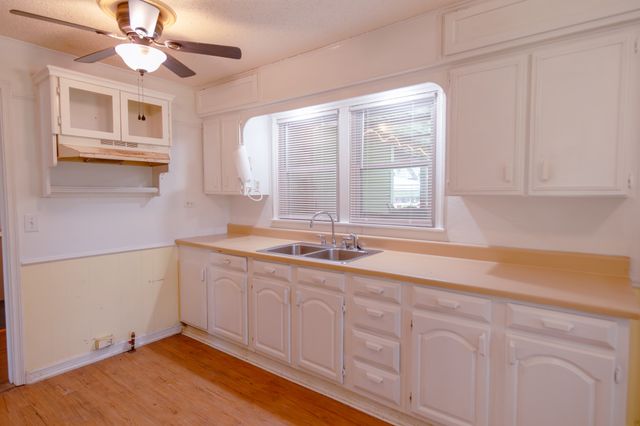 162 W Shreveport Street, Van Alstyne, TX 75495