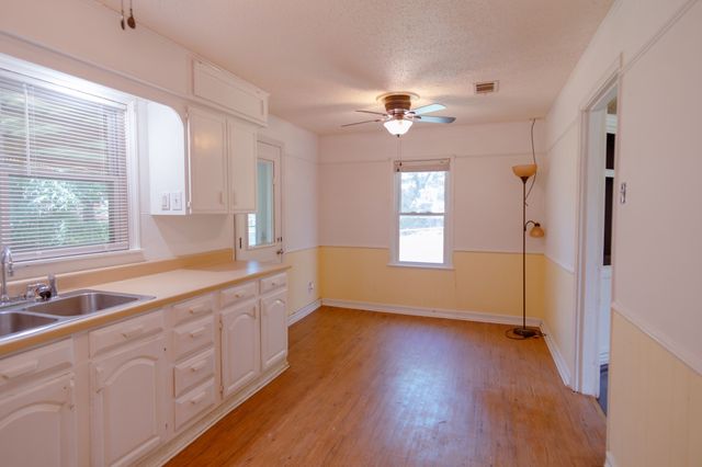 162 W Shreveport Street, Van Alstyne, TX 75495