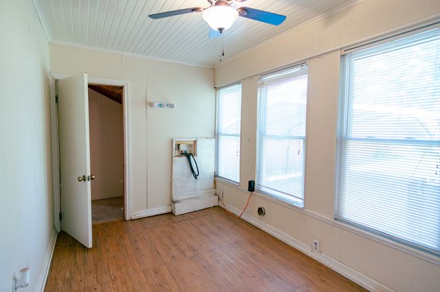 162 W Shreveport Street, Van Alstyne, TX 75495