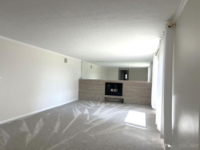 5975 Oakridge Drive, Fairfield Twp, OH 45011