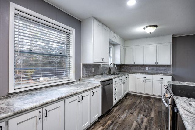 7620 Chicot Acres Drive, Mabelvale, AR 72103