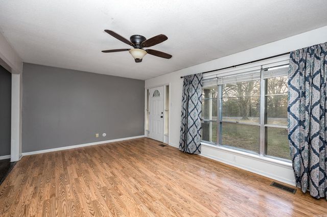 7620 Chicot Acres Drive, Mabelvale, AR 72103