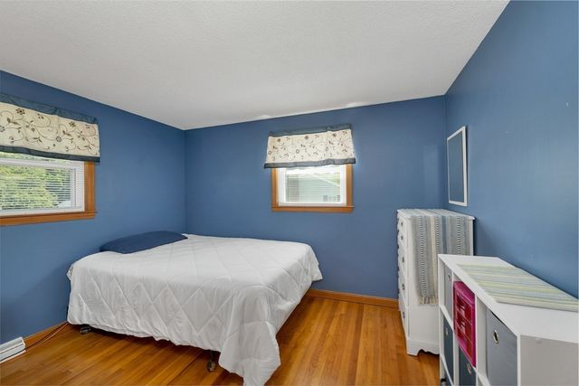 38 Dexter Ave, Dracut, MA 01826