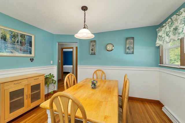 38 Dexter Ave, Dracut, MA 01826