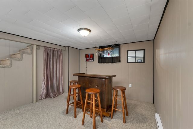 38 Dexter Ave, Dracut, MA 01826