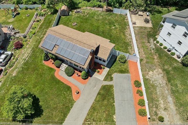 38 Dexter Ave, Dracut, MA 01826