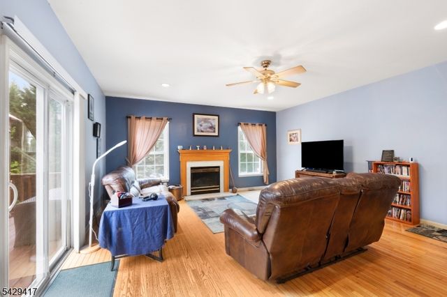 7 Sykes Gap, Oxford Twp., NJ 07863