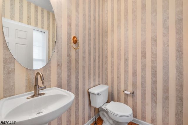 7 Sykes Gap, Oxford Twp., NJ 07863