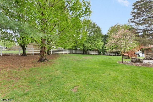 7 Sykes Gap, Oxford Twp., NJ 07863