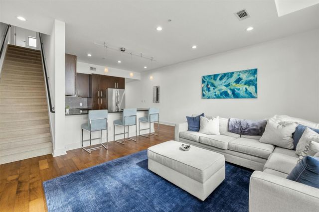 1101 Ivean Pearson RD D204, Lago Vista, TX 78645