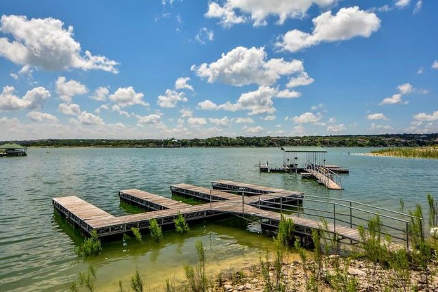 1101 Ivean Pearson RD D204, Lago Vista, TX 78645