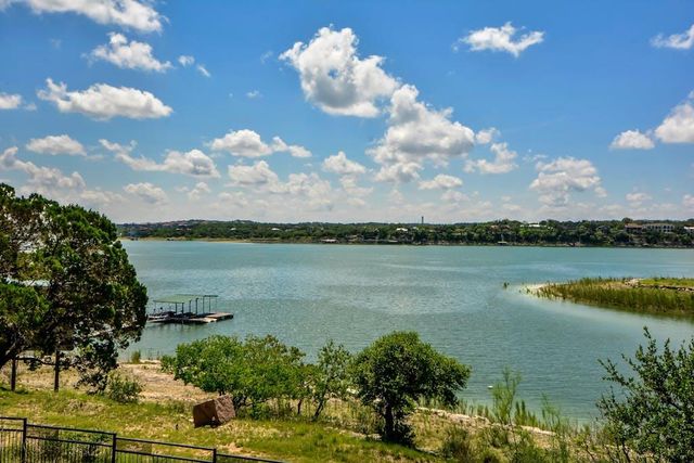 1101 Ivean Pearson RD D204, Lago Vista, TX 78645